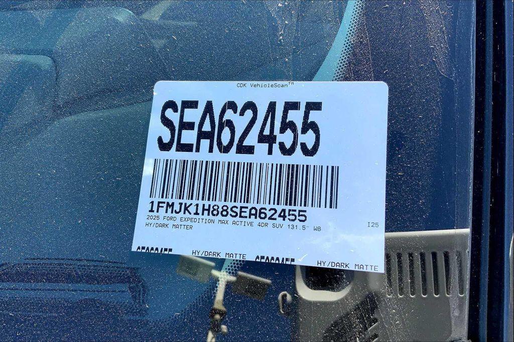 new 2025 Ford Expedition Max car, priced at $73,335