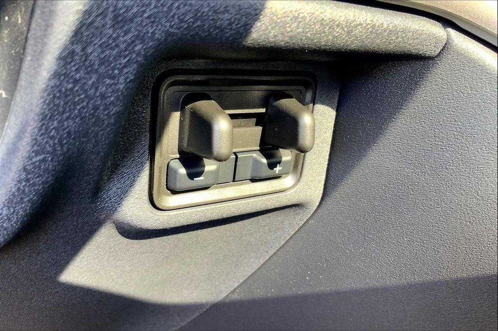 new 2025 Ford Expedition Max car, priced at $73,335