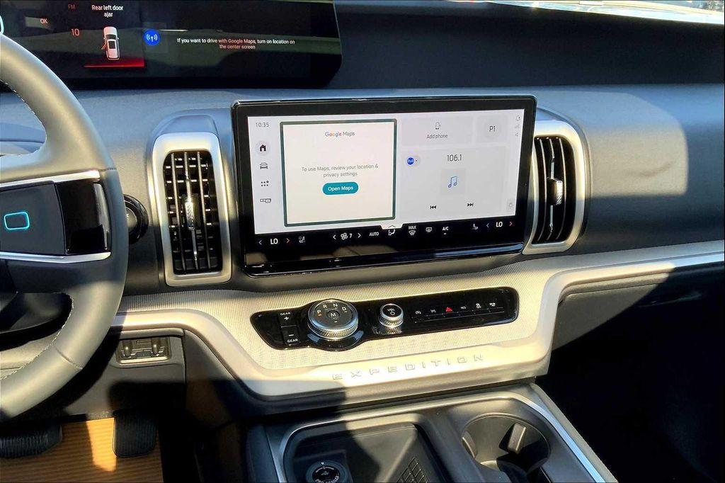 new 2025 Ford Expedition Max car, priced at $73,335