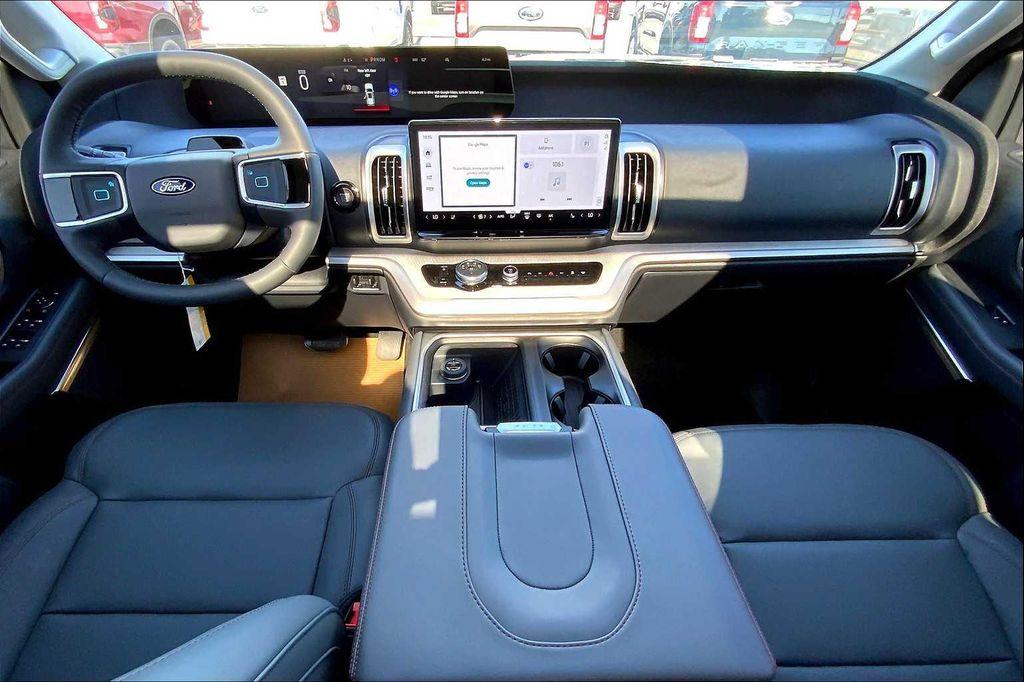 new 2025 Ford Expedition Max car, priced at $73,335