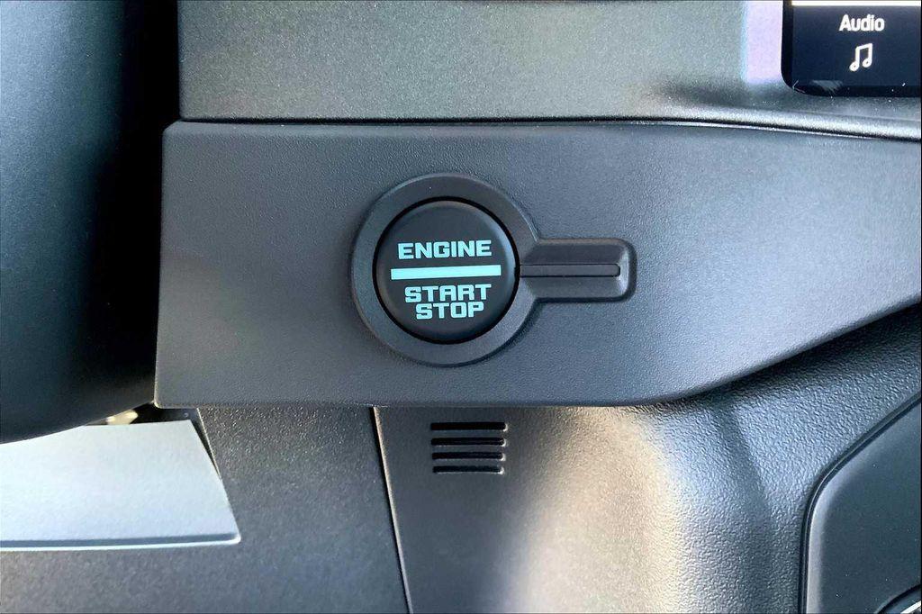 new 2025 Ford Bronco car, priced at $44,679