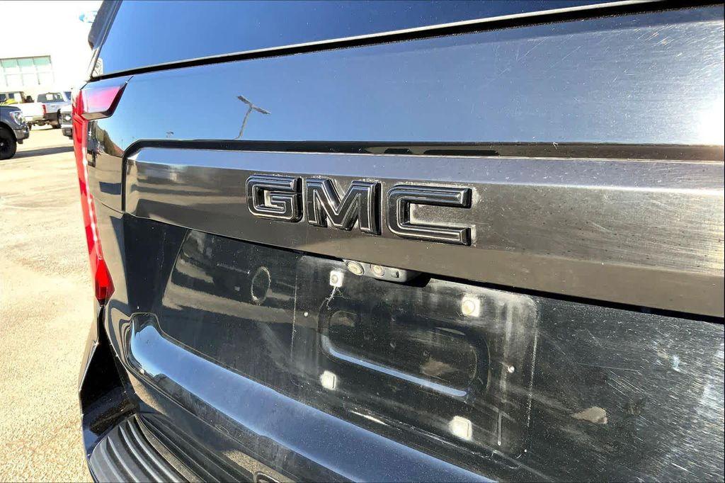 used 2021 GMC Yukon car, priced at $45,726