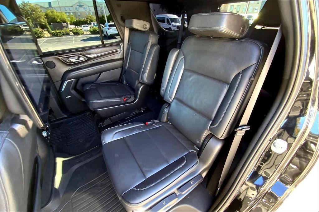 used 2021 GMC Yukon car, priced at $45,726