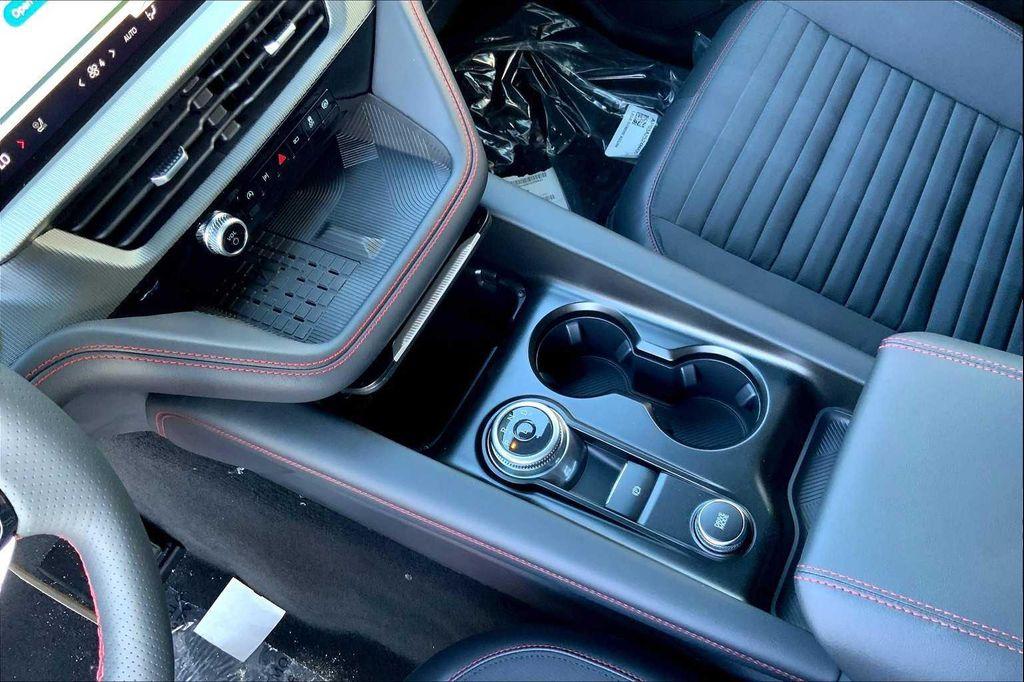 new 2025 Ford Explorer car, priced at $46,521