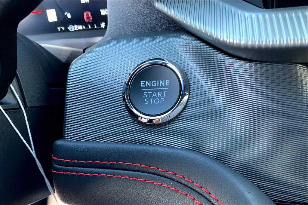 new 2025 Ford Explorer car, priced at $46,521