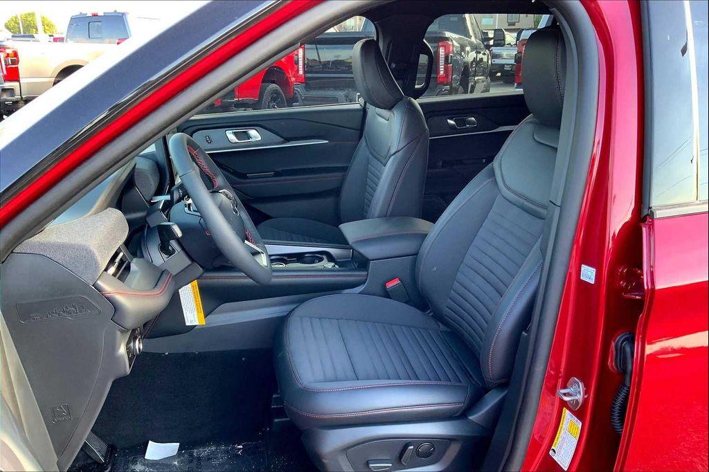 new 2025 Ford Explorer car, priced at $46,521