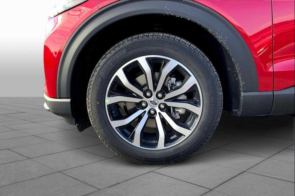 new 2025 Ford Explorer car, priced at $46,521