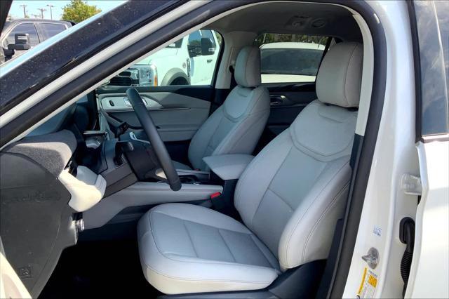new 2025 Ford Explorer car, priced at $43,960