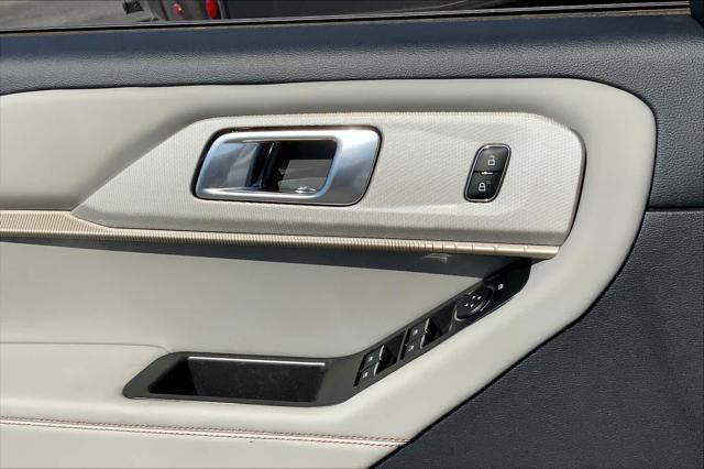 new 2025 Ford Explorer car, priced at $43,960
