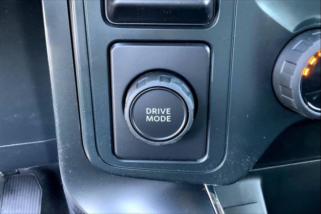 new 2025 Ford F-150 car, priced at $44,737