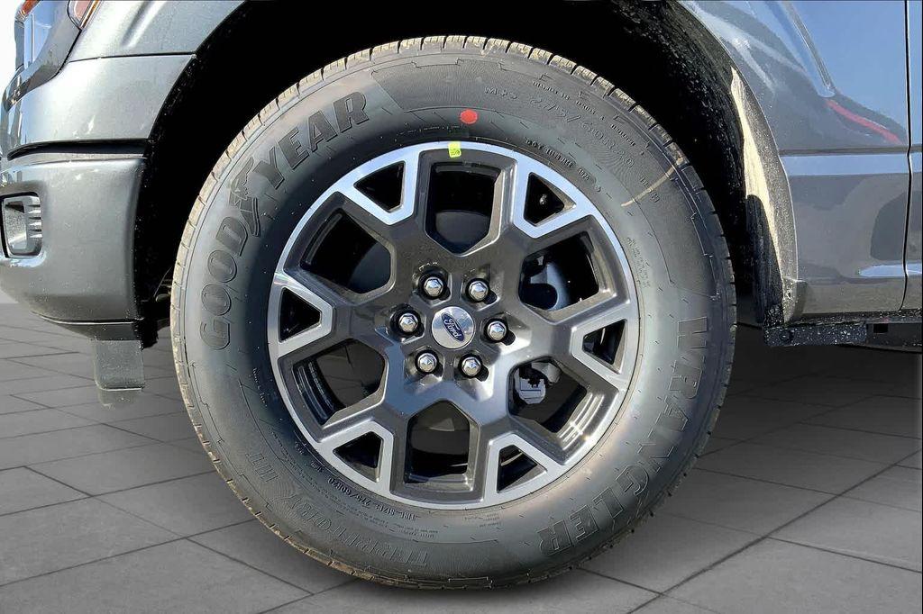 new 2025 Ford F-150 car, priced at $44,737