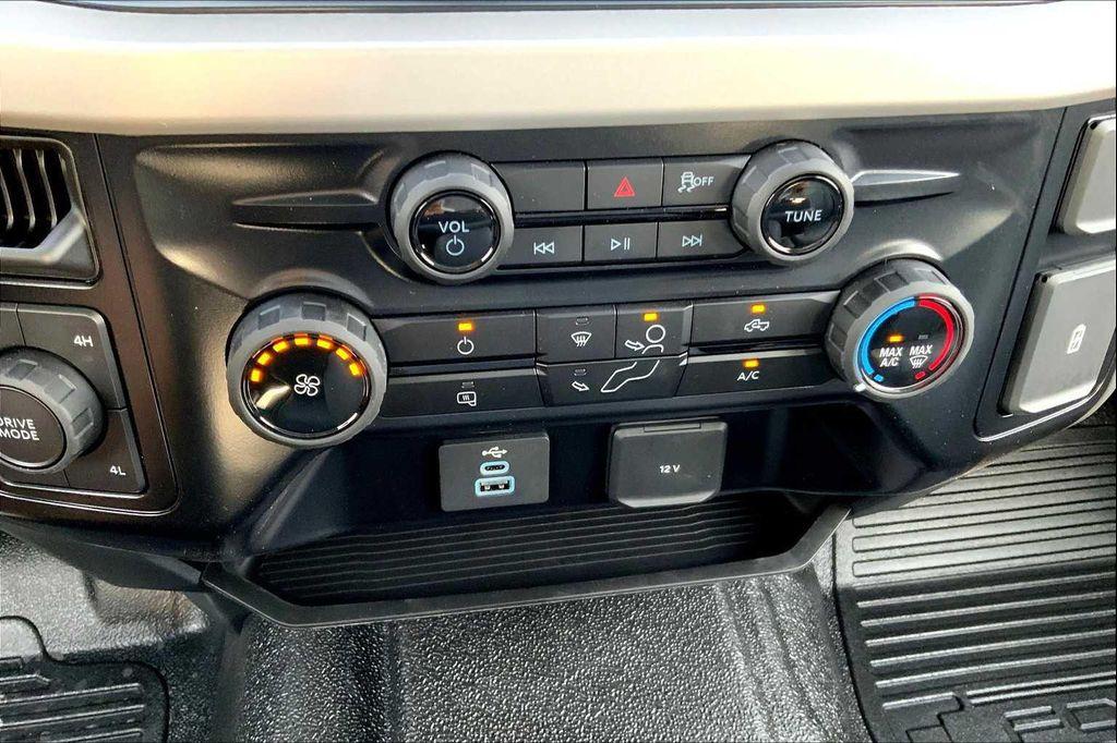 new 2025 Ford F-250 car, priced at $57,488