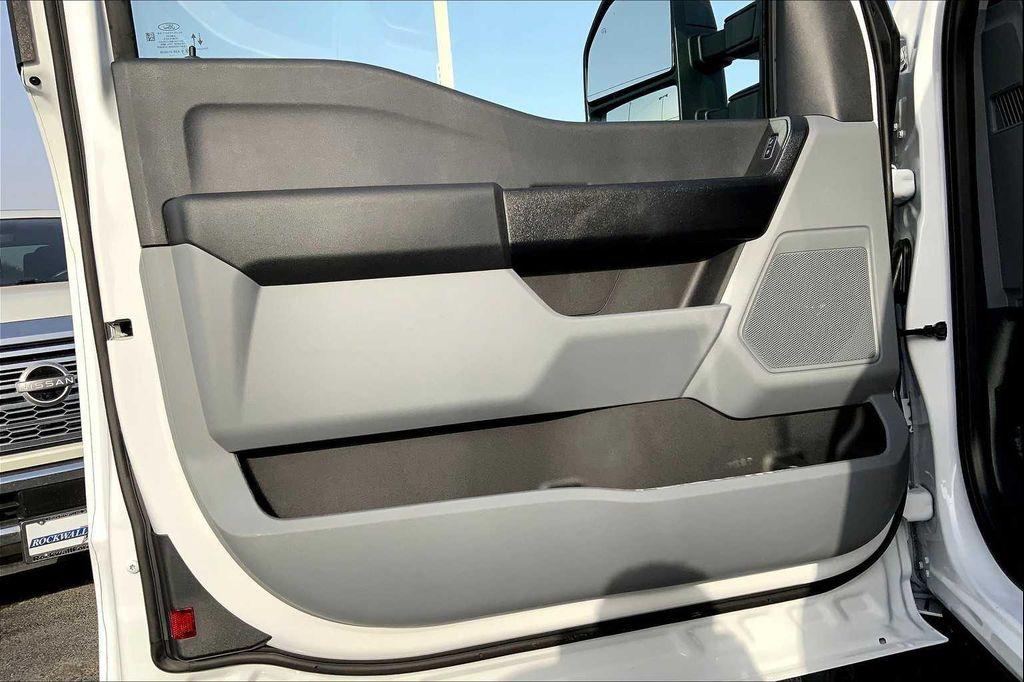 new 2025 Ford F-250 car, priced at $57,488