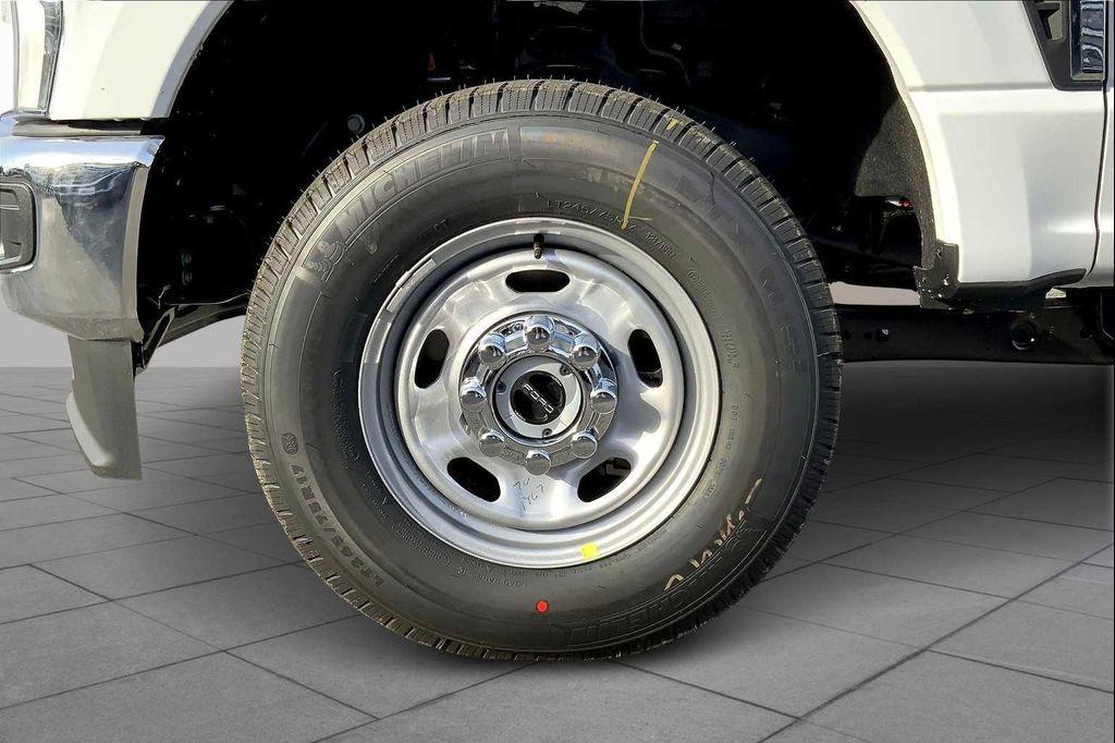 new 2025 Ford F-250 car, priced at $57,488