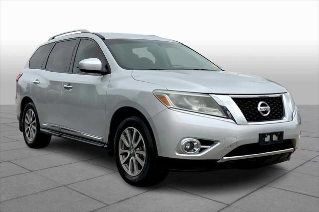 used 2015 Nissan Pathfinder car, priced at $11,495