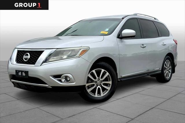 used 2015 Nissan Pathfinder car, priced at $11,495