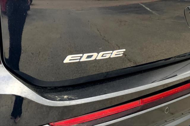 used 2018 Ford Edge car, priced at $23,995