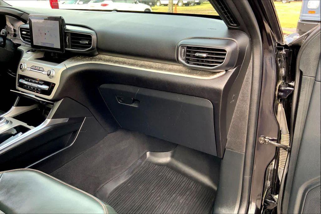 used 2022 Ford Explorer car, priced at $29,999