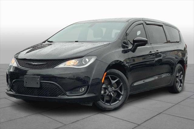 used 2020 Chrysler Pacifica car, priced at $17,825