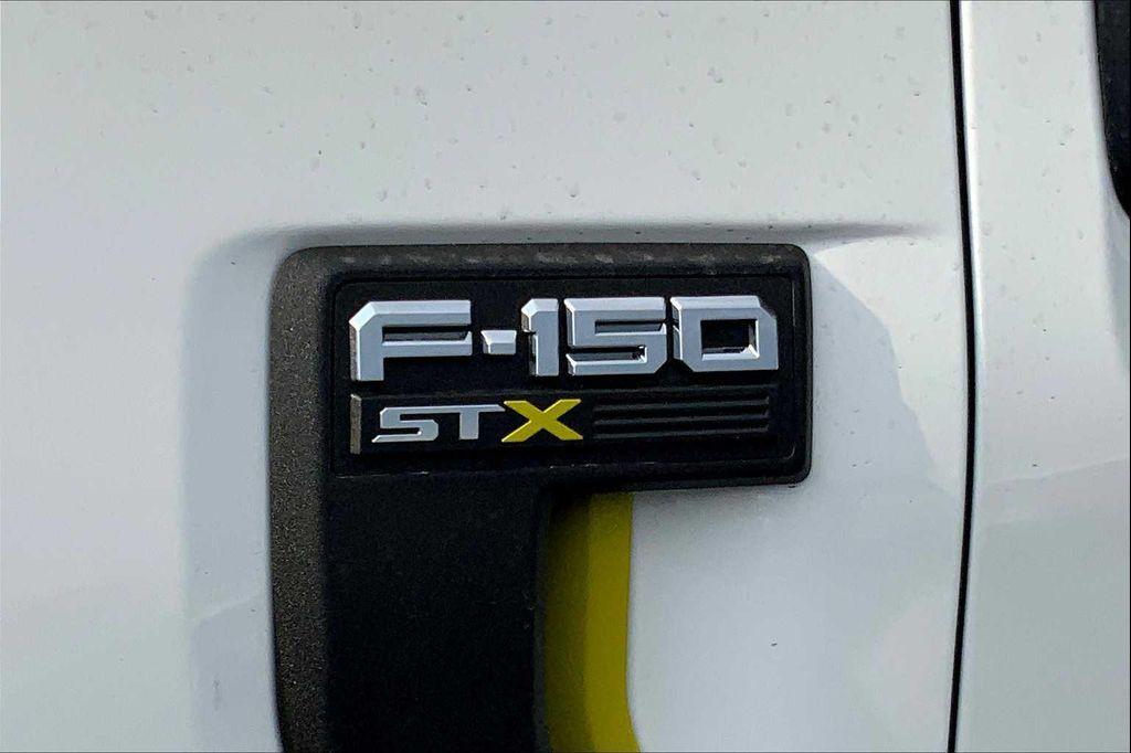 new 2025 Ford F-150 car, priced at $51,712