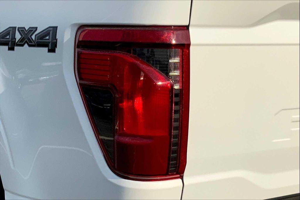 new 2025 Ford F-150 car, priced at $51,712