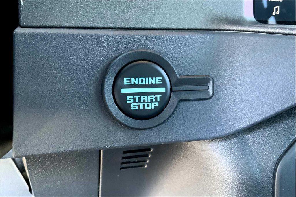 new 2025 Ford Bronco car, priced at $47,940