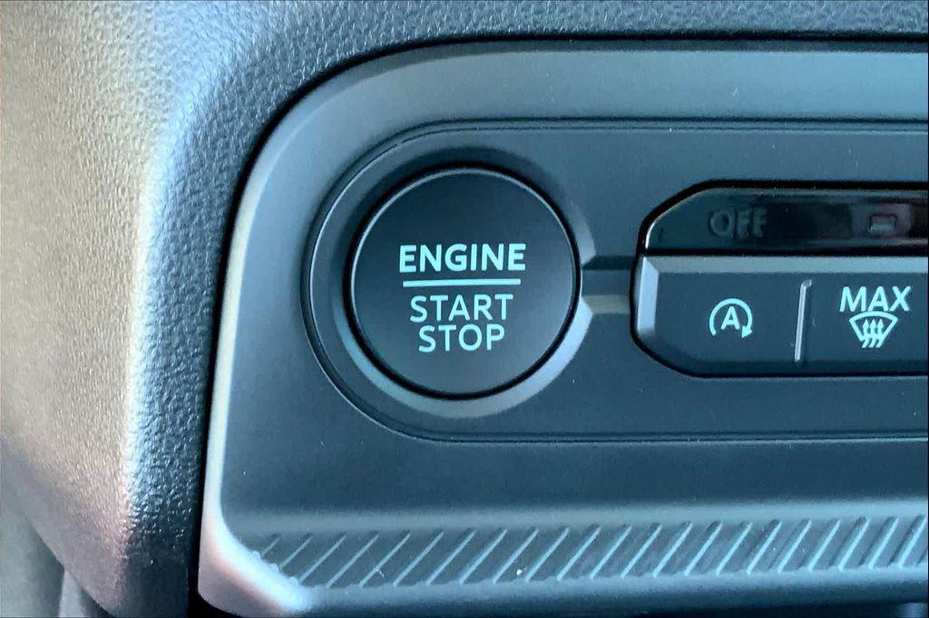 new 2025 Ford Bronco Sport car, priced at $32,726