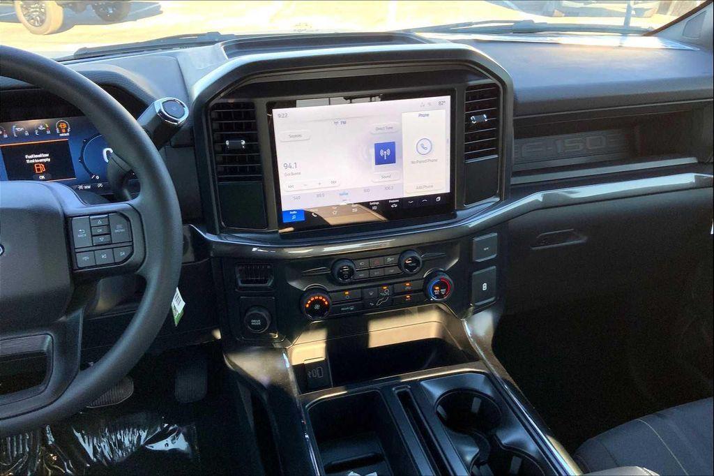 new 2025 Ford F-150 car, priced at $45,132