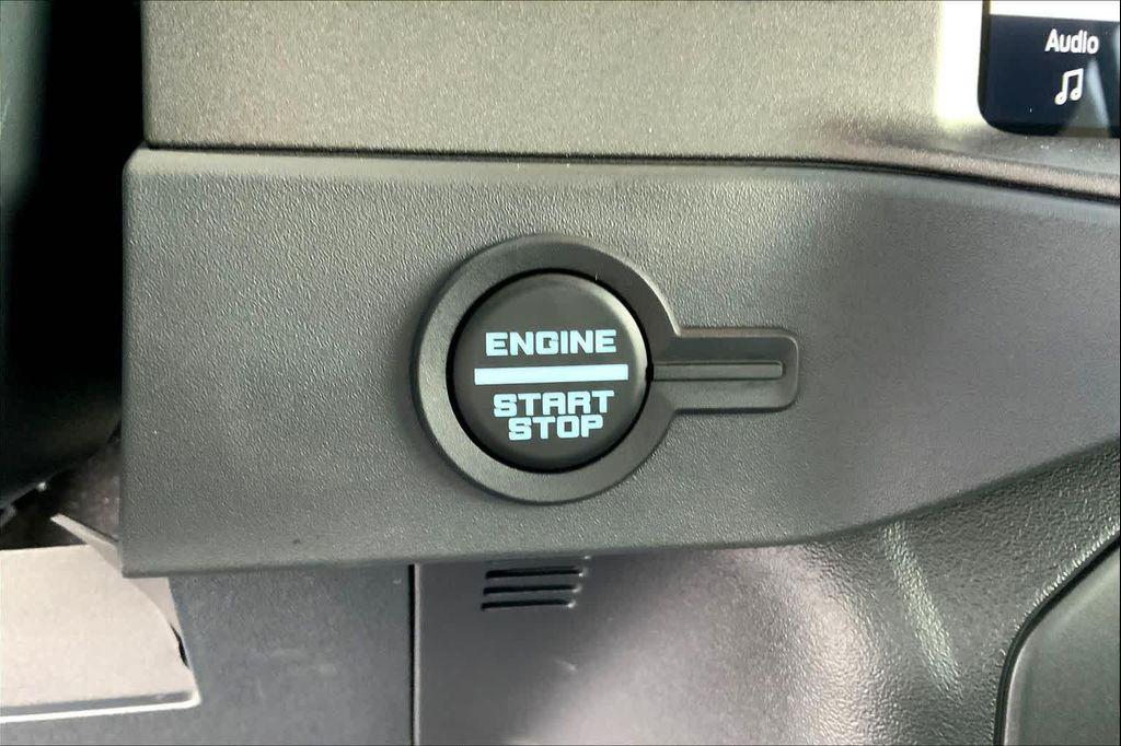 new 2025 Ford Bronco car, priced at $45,608