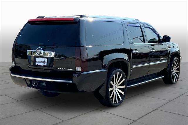 used 2008 Cadillac Escalade ESV car, priced at $10,672