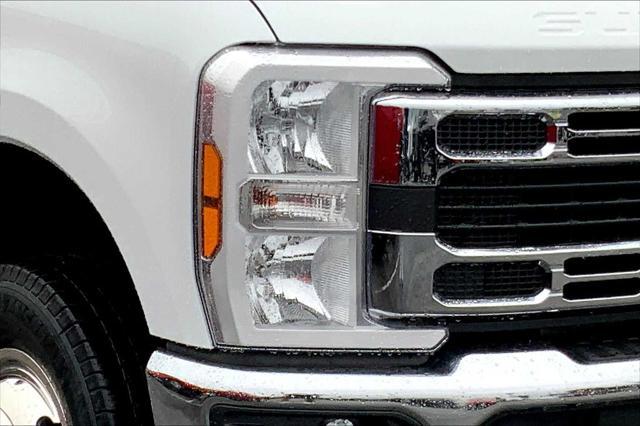 new 2025 Ford F-350 car, priced at $76,065
