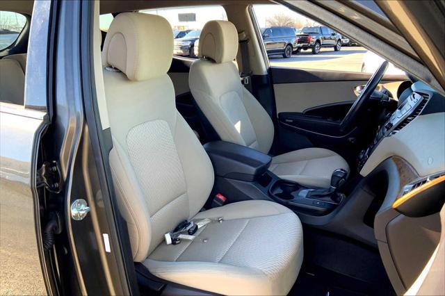 used 2013 Hyundai Santa Fe car, priced at $9,995