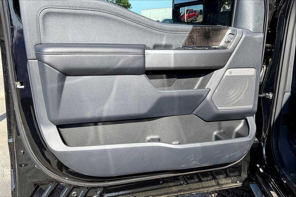 new 2025 Ford F-250 car, priced at $100,841