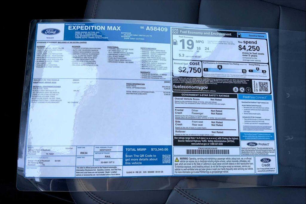 new 2025 Ford Expedition Max car, priced at $73,340