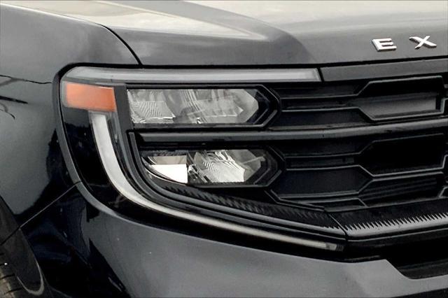 new 2025 Ford Expedition car, priced at $68,060