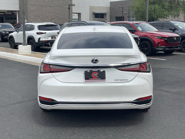 used 2019 Lexus ES 300h car, priced at $29,988