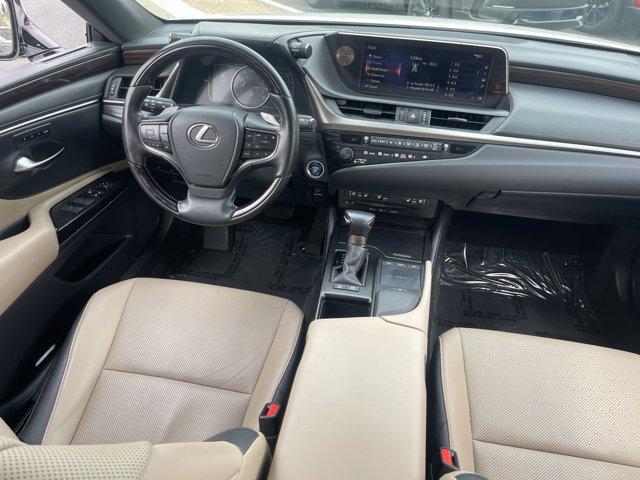used 2019 Lexus ES 300h car, priced at $29,988