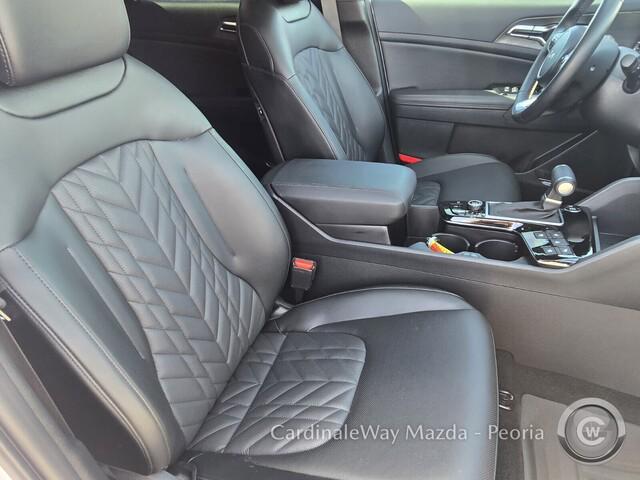used 2025 Kia Sportage car, priced at $33,811