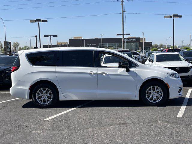 used 2024 Chrysler Pacifica car, priced at $27,635