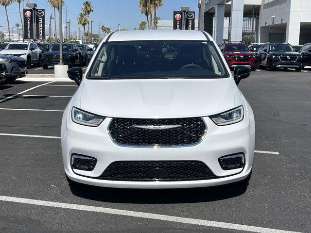 used 2024 Chrysler Pacifica car, priced at $27,635