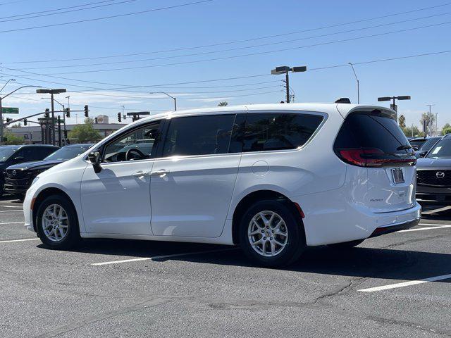 used 2024 Chrysler Pacifica car, priced at $27,635