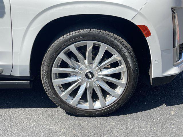 used 2024 Cadillac Escalade ESV car, priced at $85,862