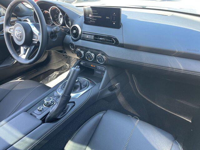 new 2025 Mazda MX-5 Miata RF car, priced at $39,084