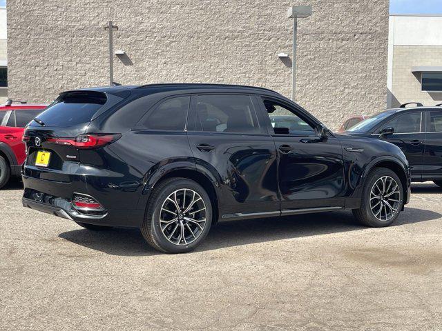 new 2025 Mazda CX-70 car, priced at $55,978