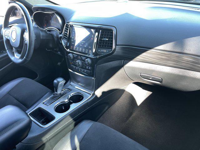used 2022 Jeep Grand Cherokee car, priced at $28,161