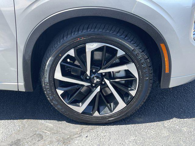 used 2023 Mitsubishi Outlander PHEV car, priced at $30,514