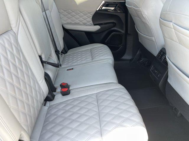 used 2023 Mitsubishi Outlander PHEV car, priced at $30,514
