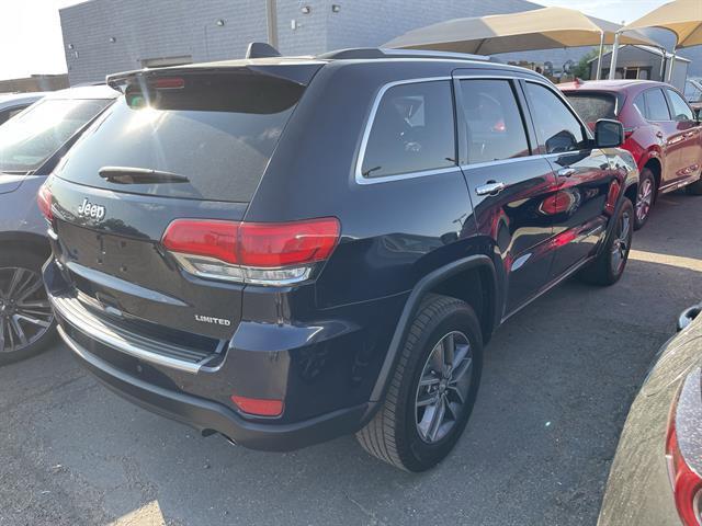 used 2017 Jeep Grand Cherokee car, priced at $18,136