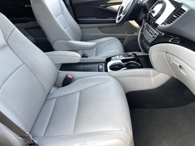 used 2022 Honda Pilot car, priced at $31,507