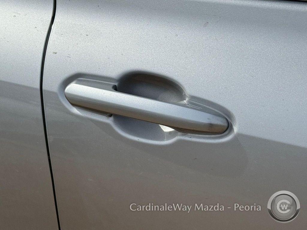 used 2024 Toyota Highlander car